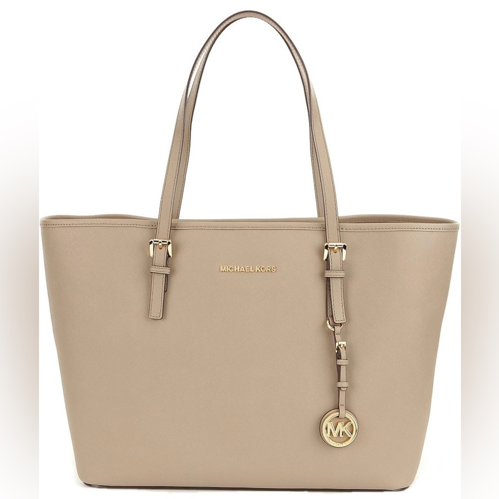 Michael Kors Large Jet Set Travel Tote in Dark Khaki Leather